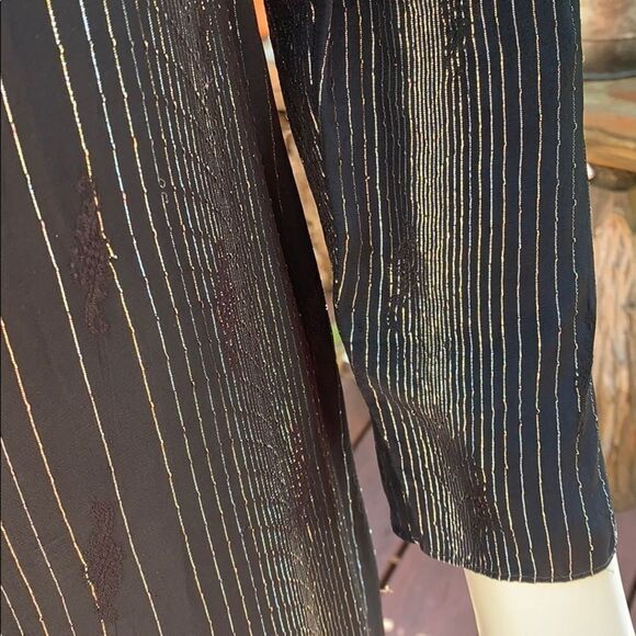 VGT long sleeve metallic gold midi dress. Size medium - Picture 12 of 16